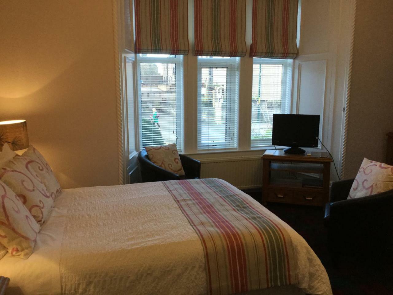 Moraydale Guest House Элгин Экстерьер фото